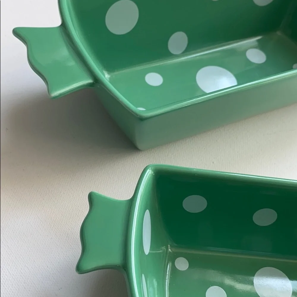 Nantucket pottery polka